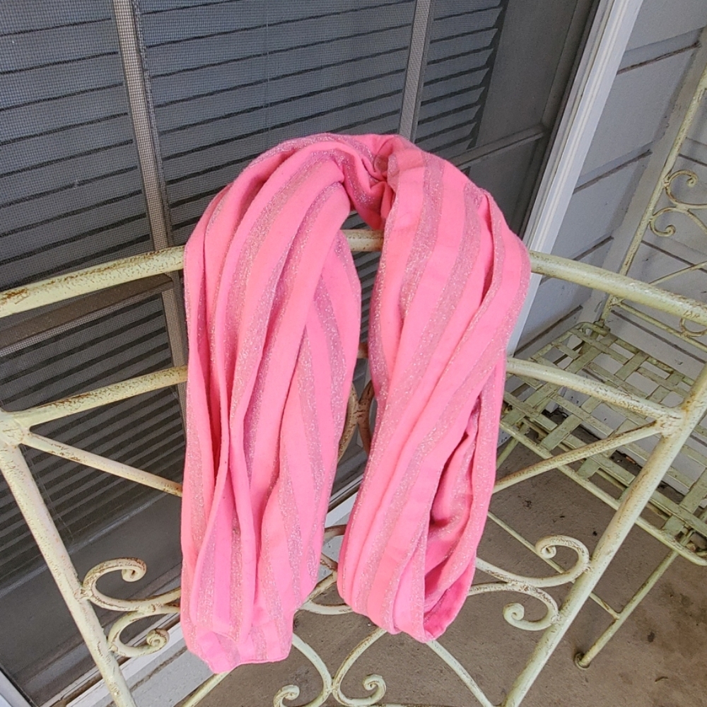 💕Old Navy | Large Glitter Striped Scarf💕
